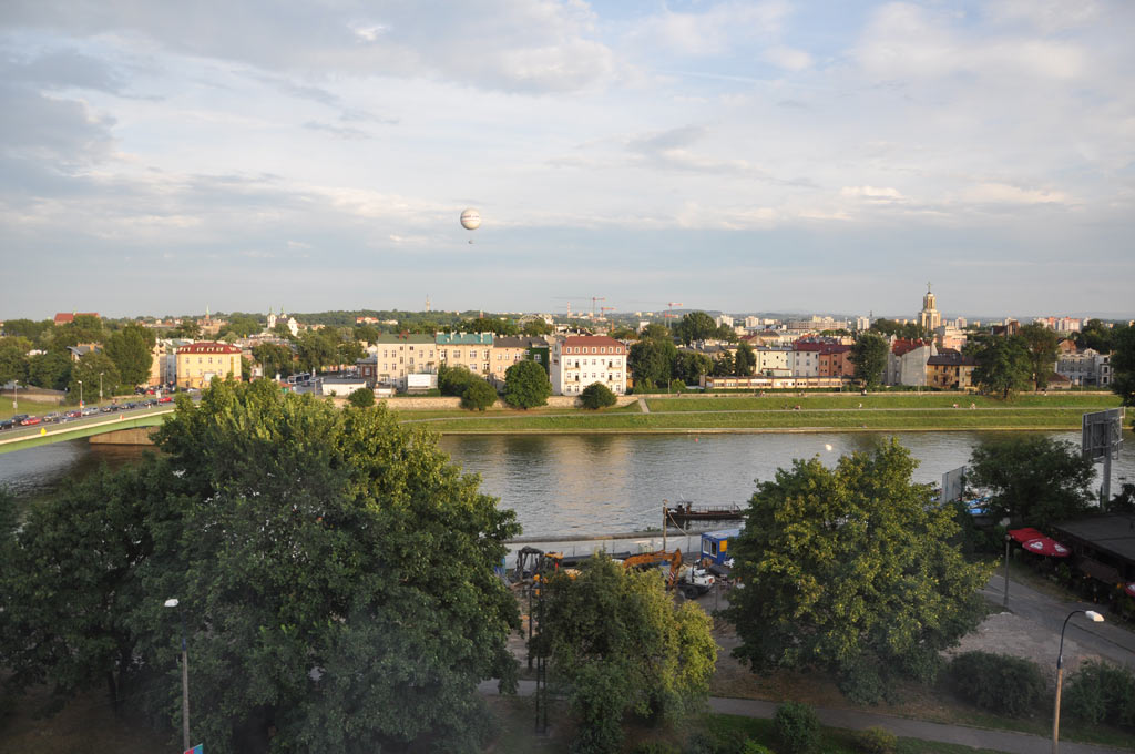 Вид на Вислу из отеля Новотель-центр в Кракове
