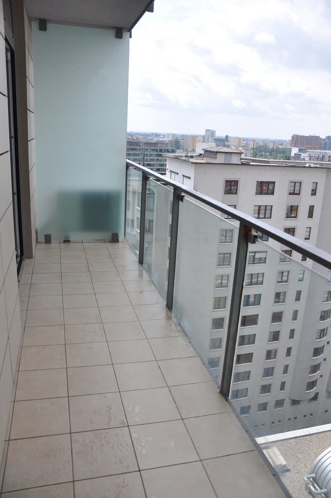 Балкон в апартаментах в Варшаве